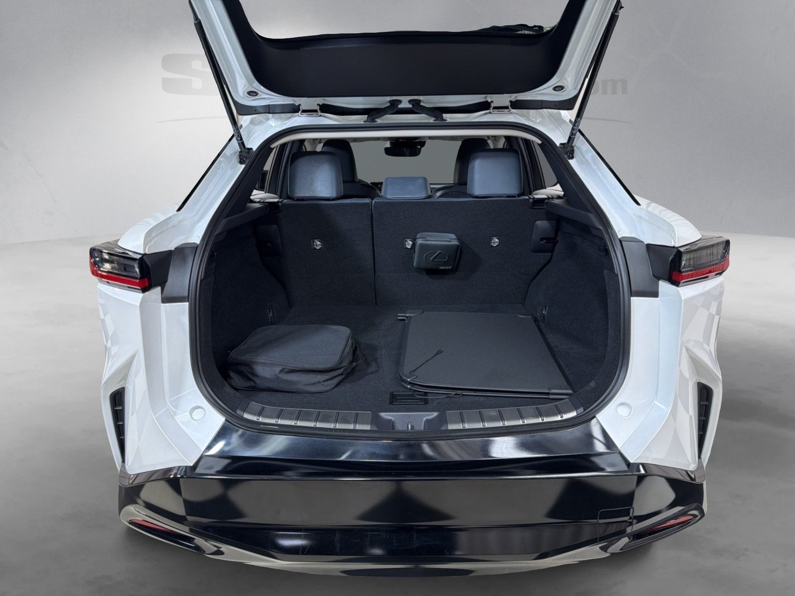 2024 Lexus RZ 450e Premium