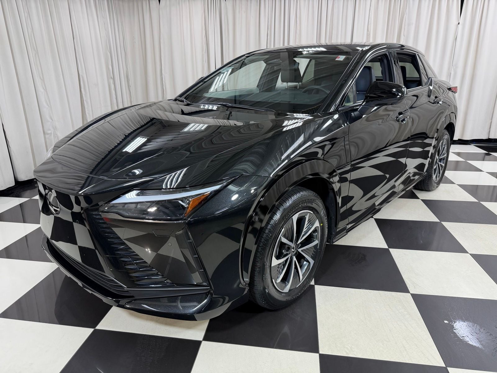 2025 Lexus RZ 450e Premium