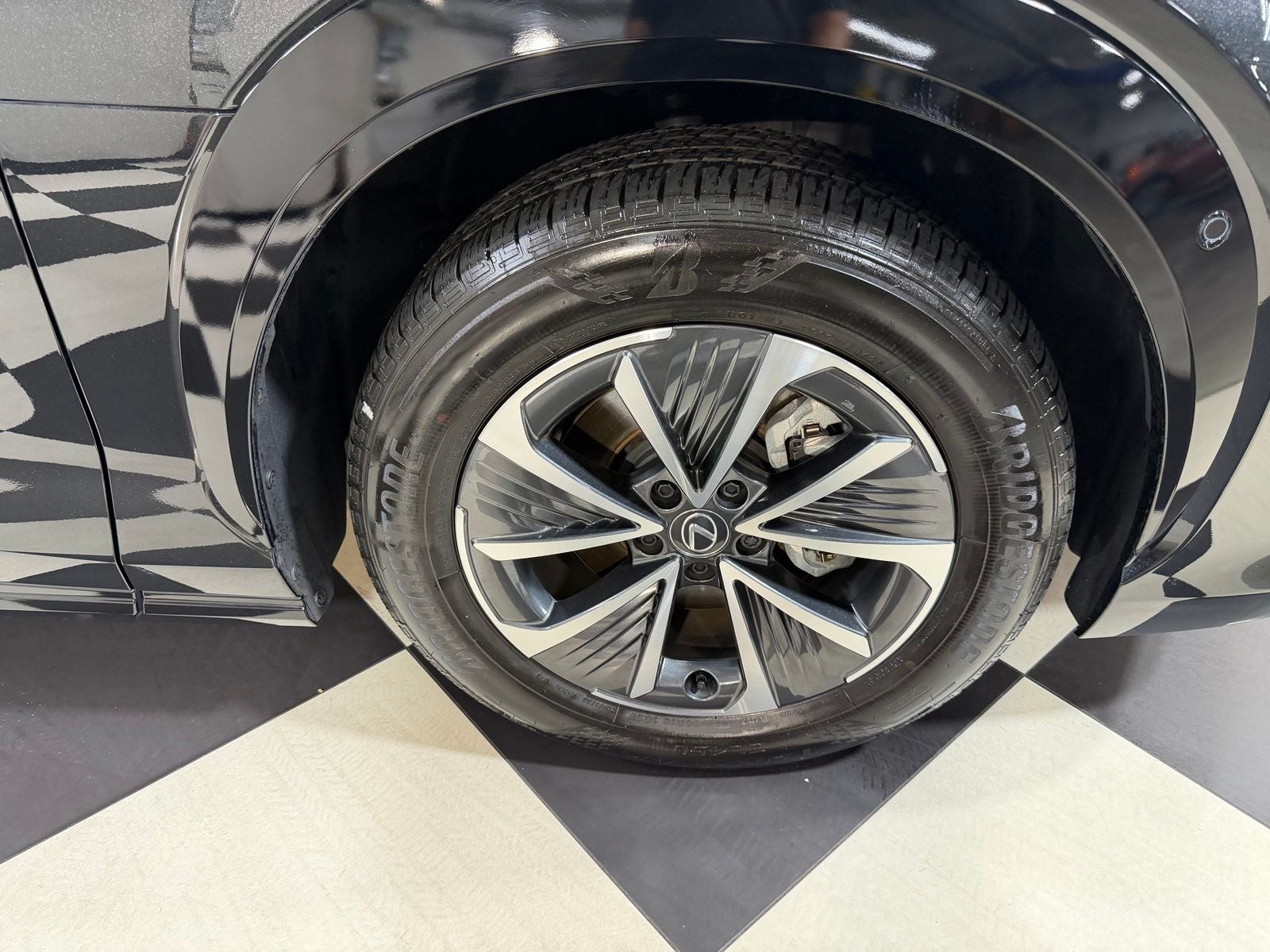 2025 Lexus RZ 450e Premium