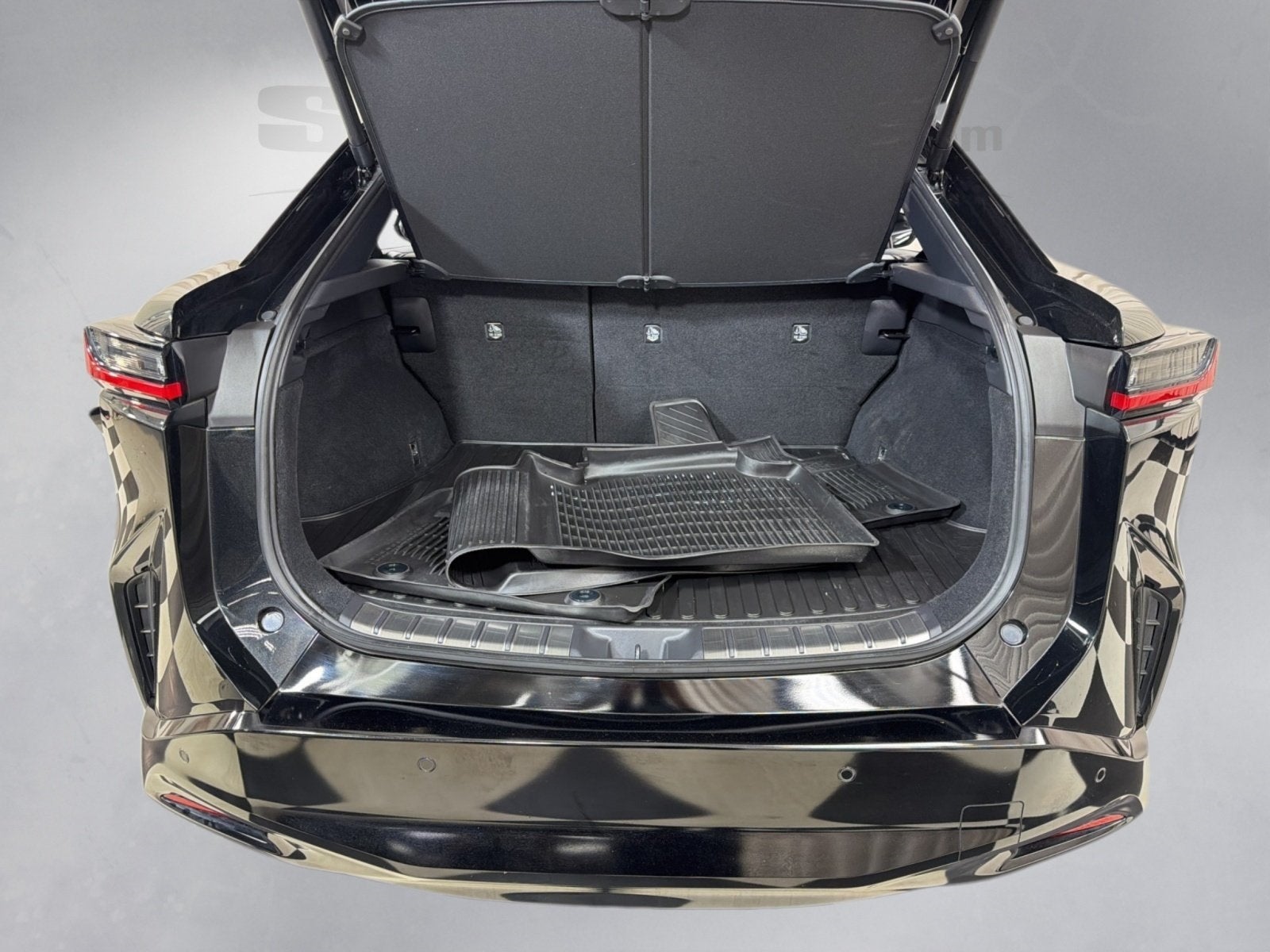 2023 Lexus RZ 450e Premium