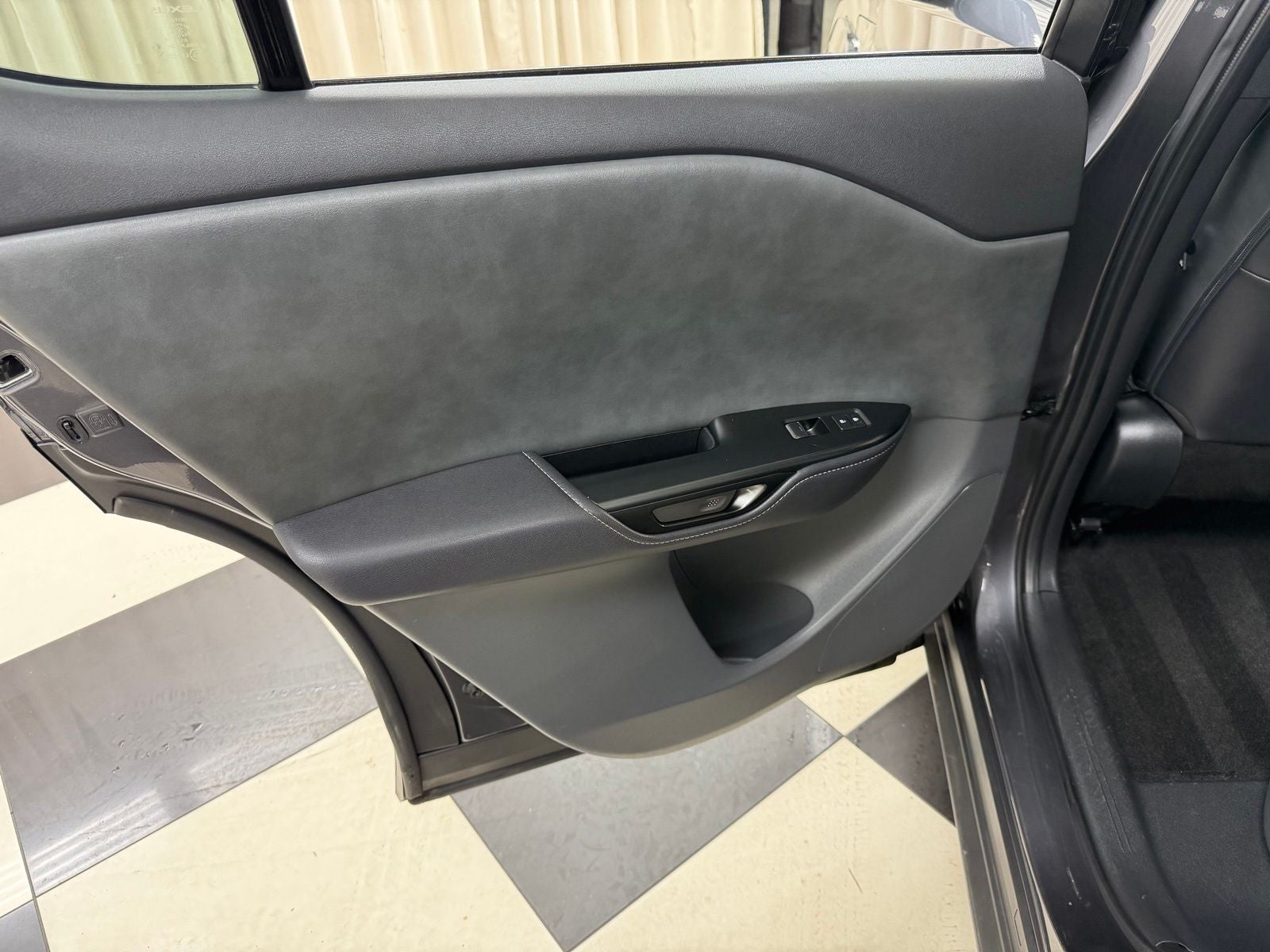 2023 Lexus RZ 450e Premium
