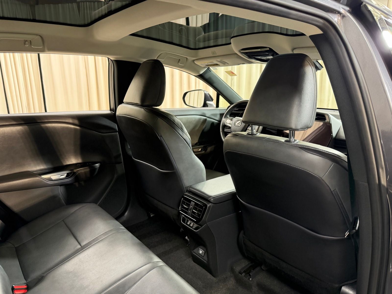 2023 Lexus RZ 450e Premium