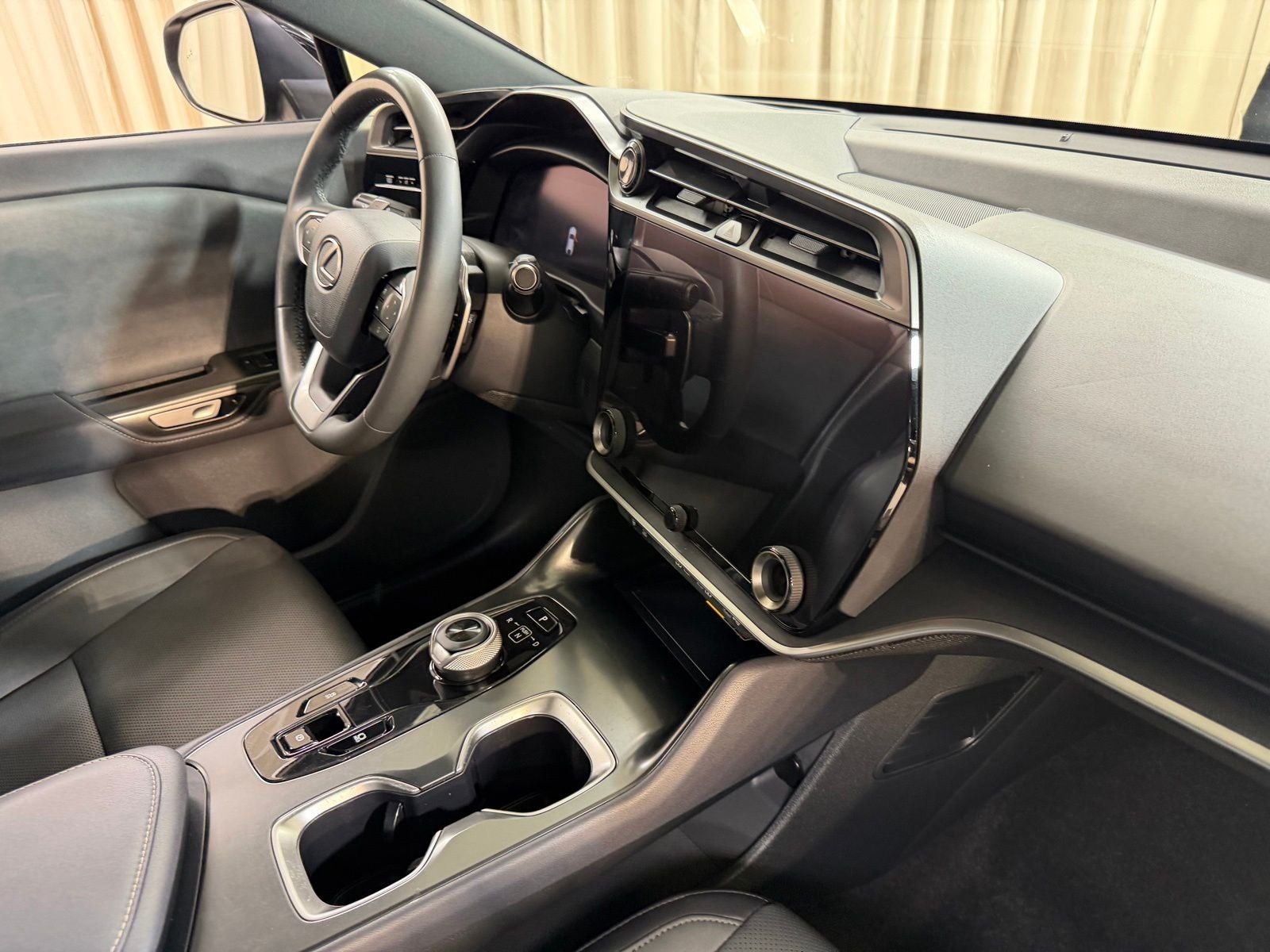 2023 Lexus RZ 450e Premium