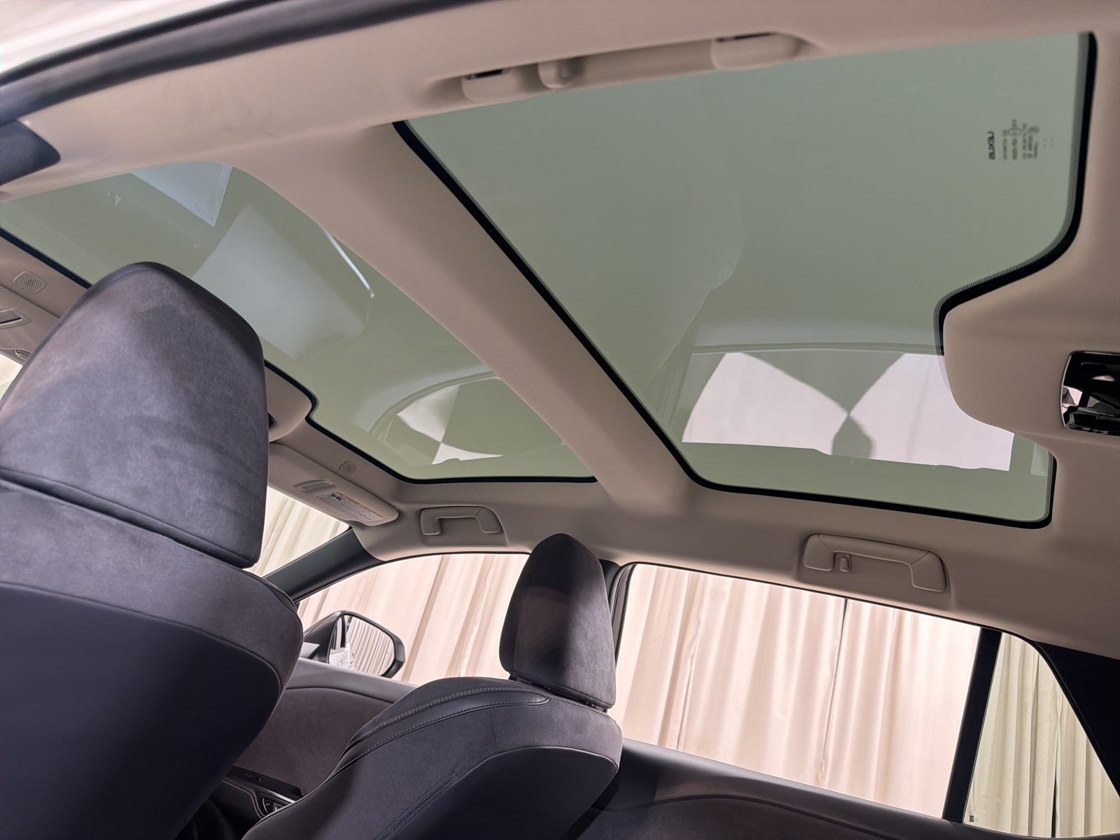 2023 Lexus RZ 450e Luxury