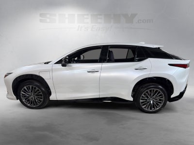 2023 Lexus RZ 450e Luxury