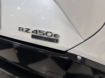 2023 Lexus RZ 450e Luxury