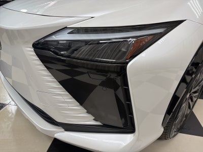 2023 Lexus RZ 450e Luxury