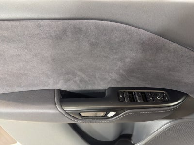 2023 Lexus RZ 450e Luxury