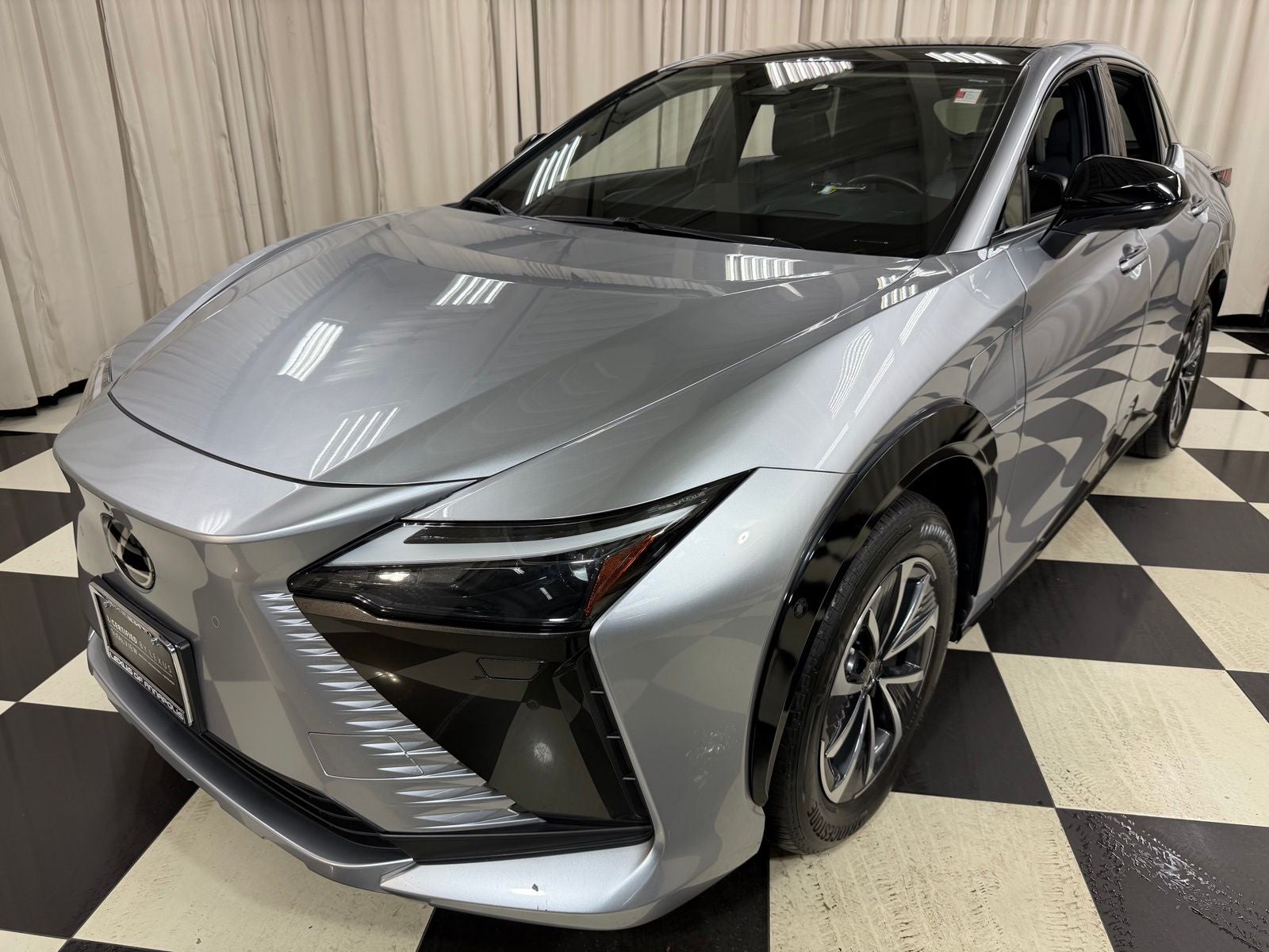 2023 Lexus RZ 450e Premium