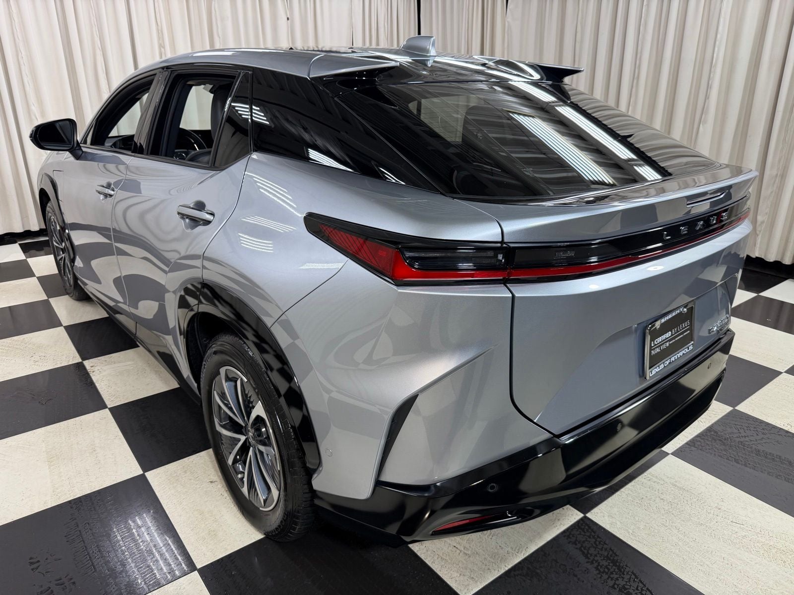 2023 Lexus RZ 450e Premium