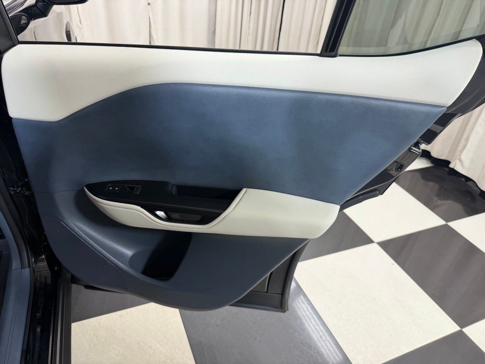 2024 Lexus RZ 450e Premium