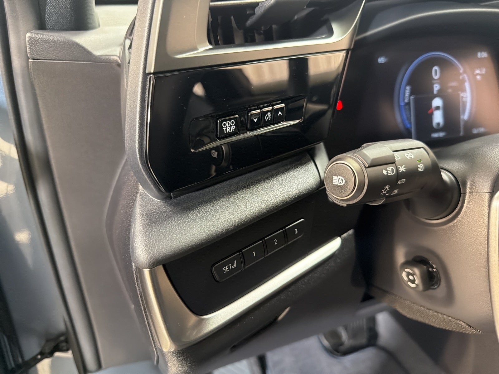 2023 Lexus RZ 450e Premium