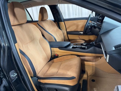 2023 Lexus RZ 450e Luxury