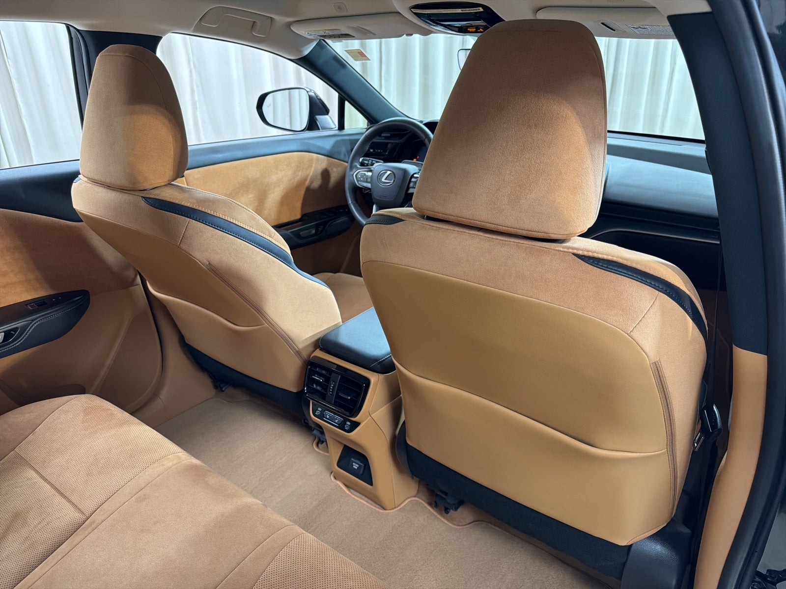 2023 Lexus RZ 450e Luxury