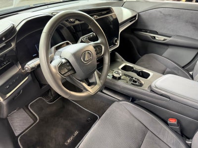 2023 Lexus RZ 450e Luxury