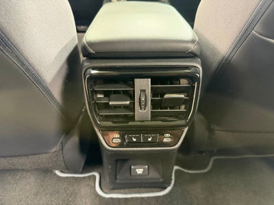 2023 Lexus RZ 450e Luxury