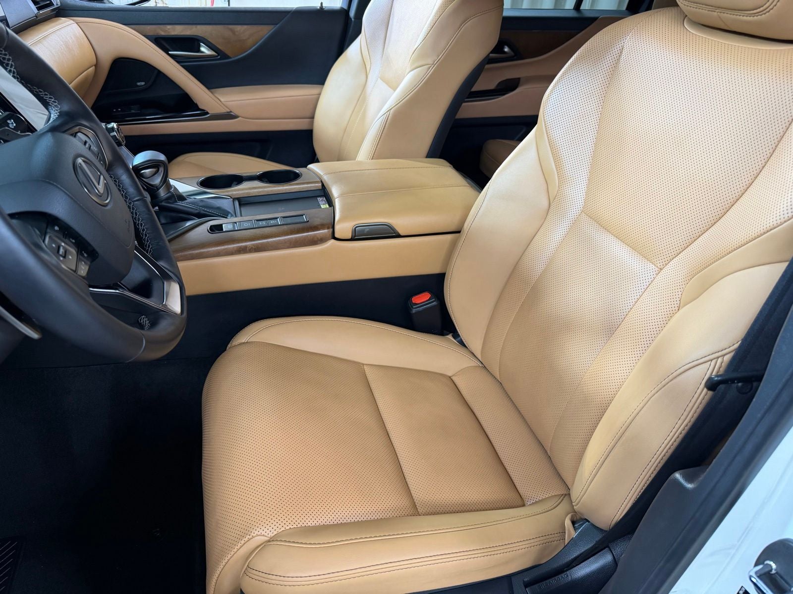 2024 Lexus LX 600 Premium