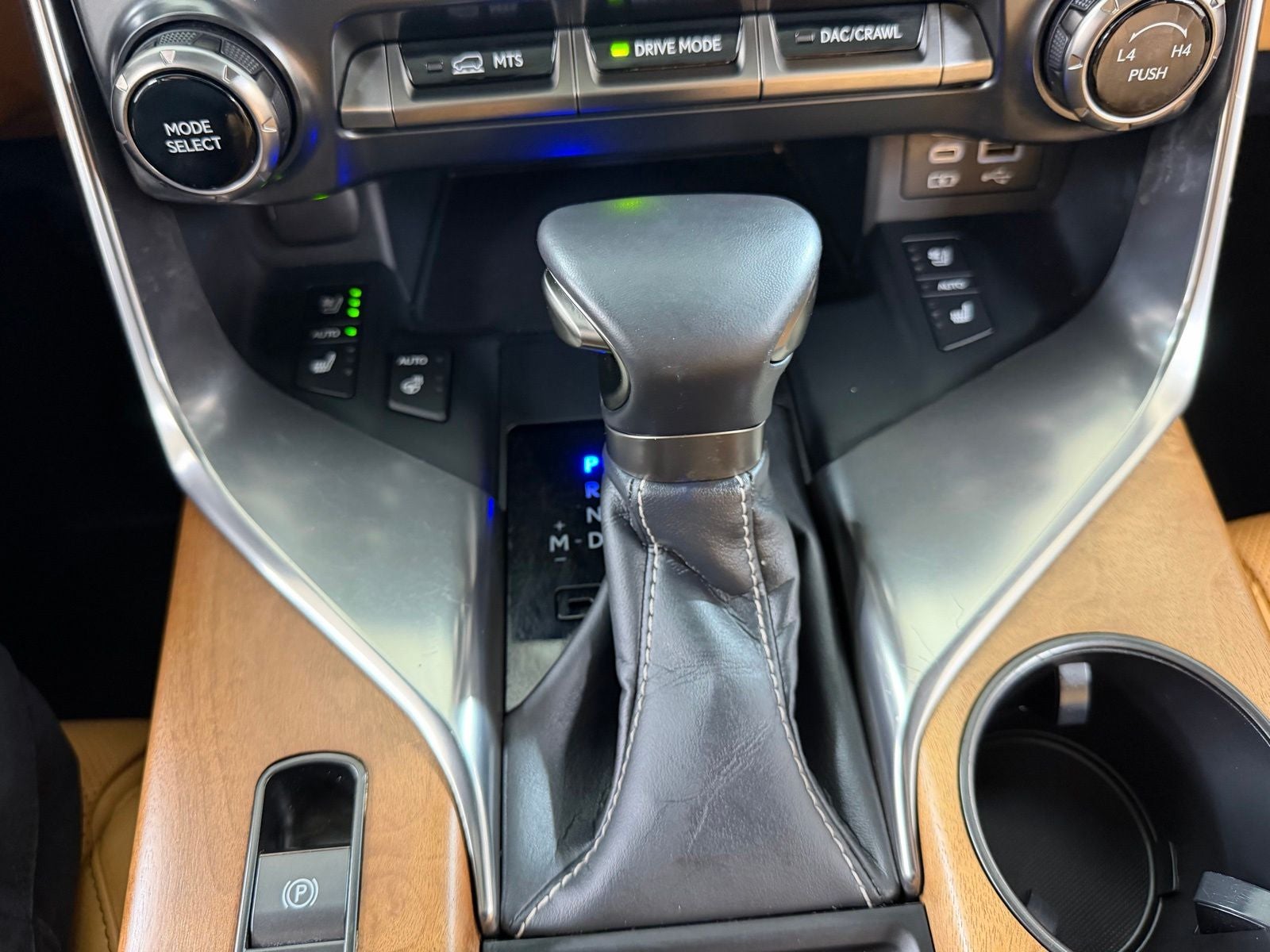 2024 Lexus LX 600 Premium