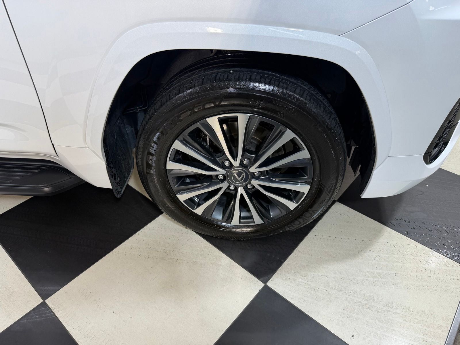 2024 Lexus LX 600 Premium