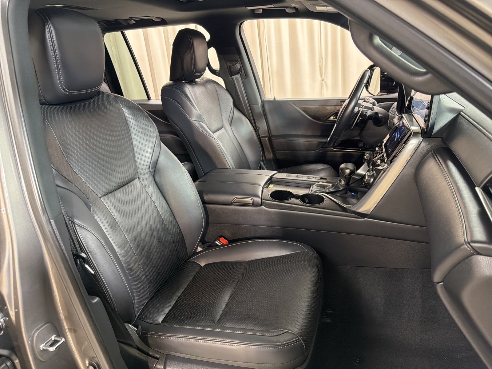 2024 Lexus LX 600 Premium