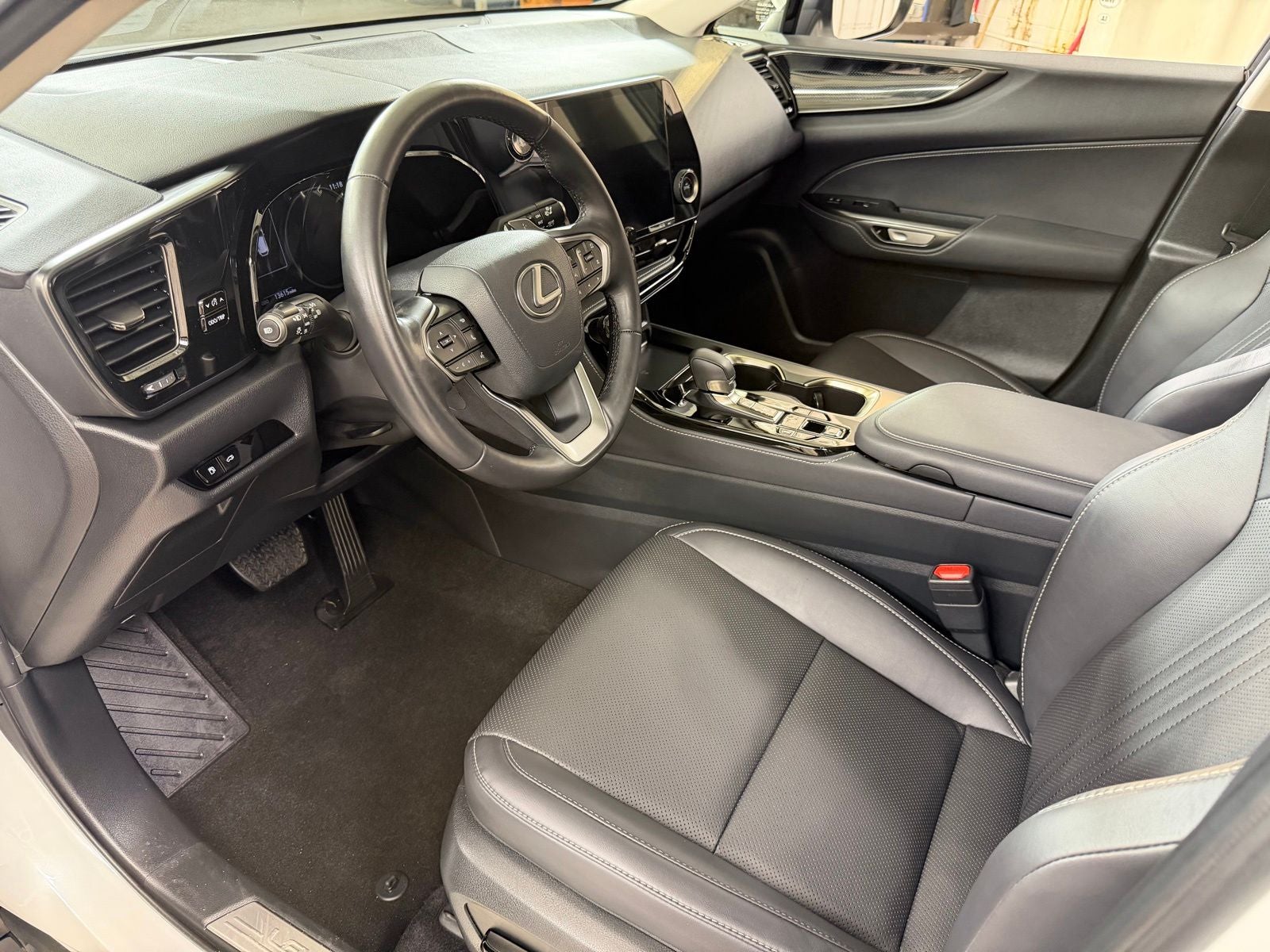 2025 Lexus NX 350 Base