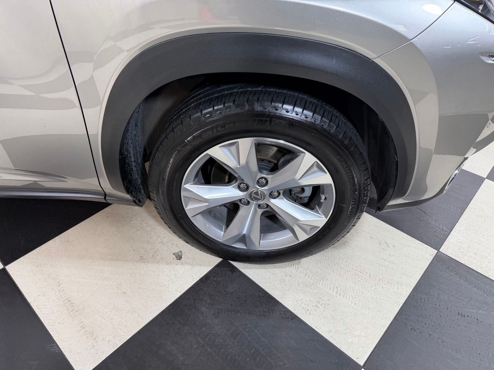 2017 Lexus NX 200t