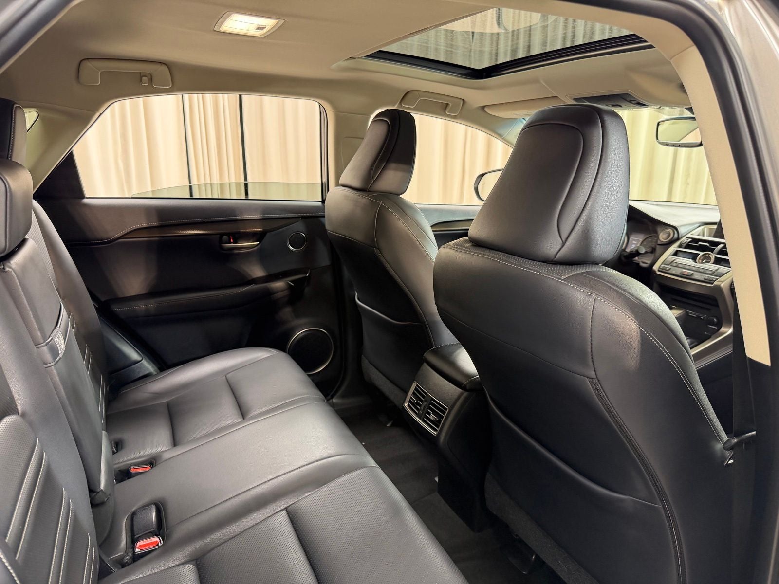 2017 Lexus NX 200t