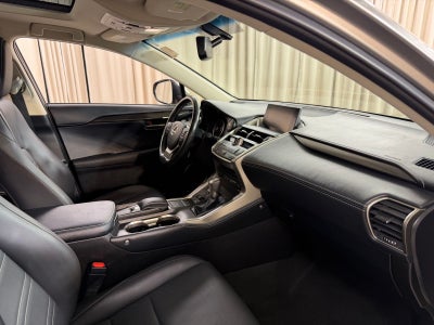 2017 Lexus NX 200t
