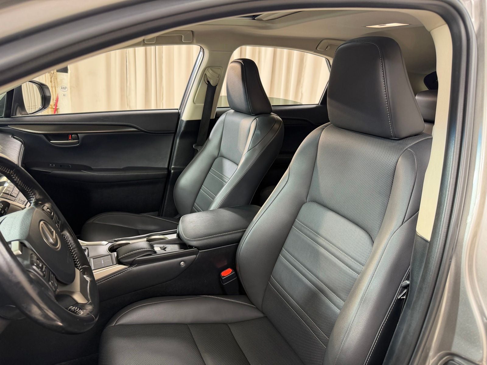 2017 Lexus NX 200t