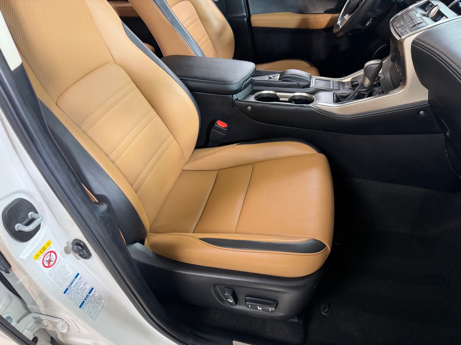 2017 Lexus NX 200t