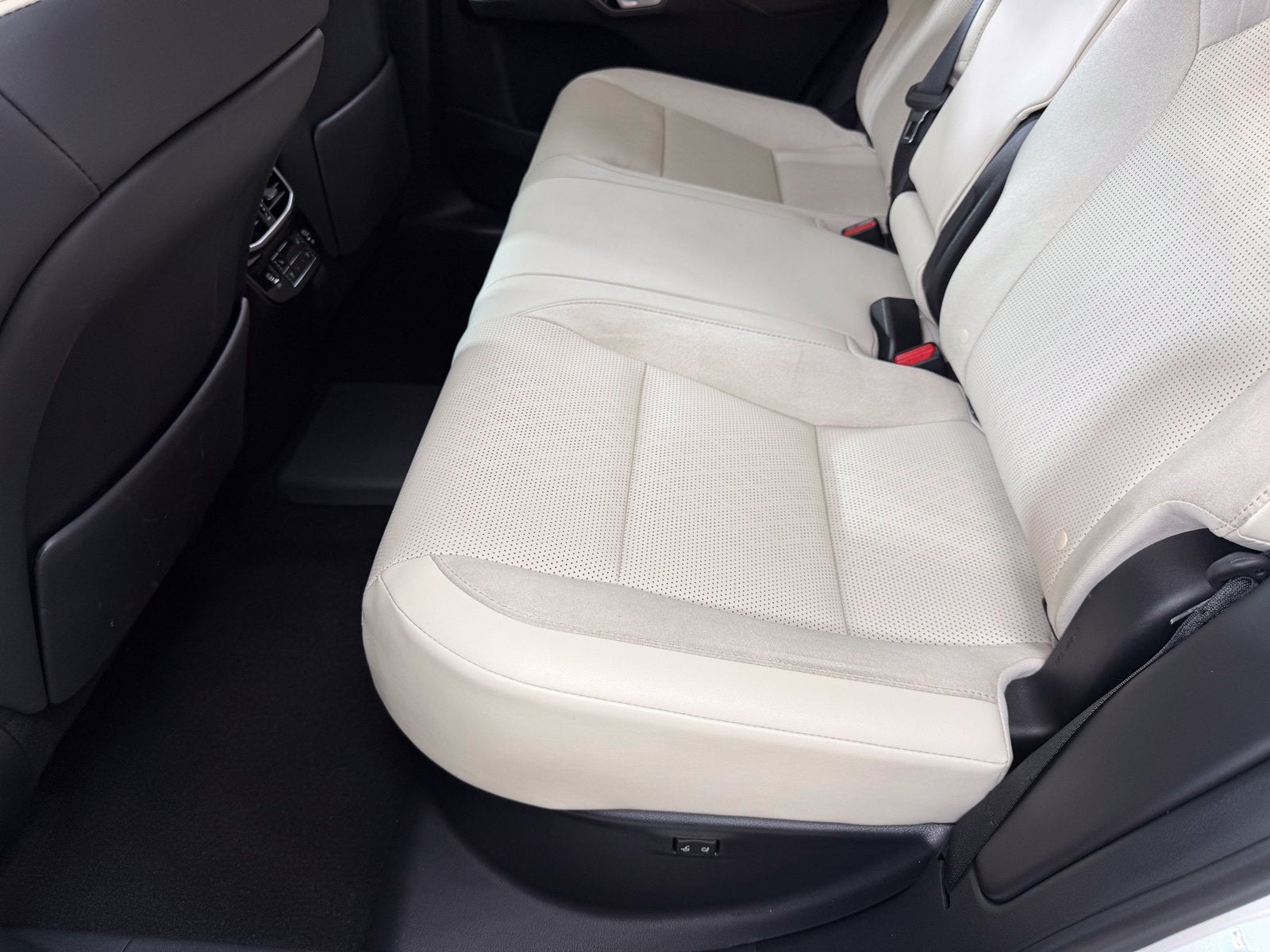 2024 Lexus RX 450h+ Luxury