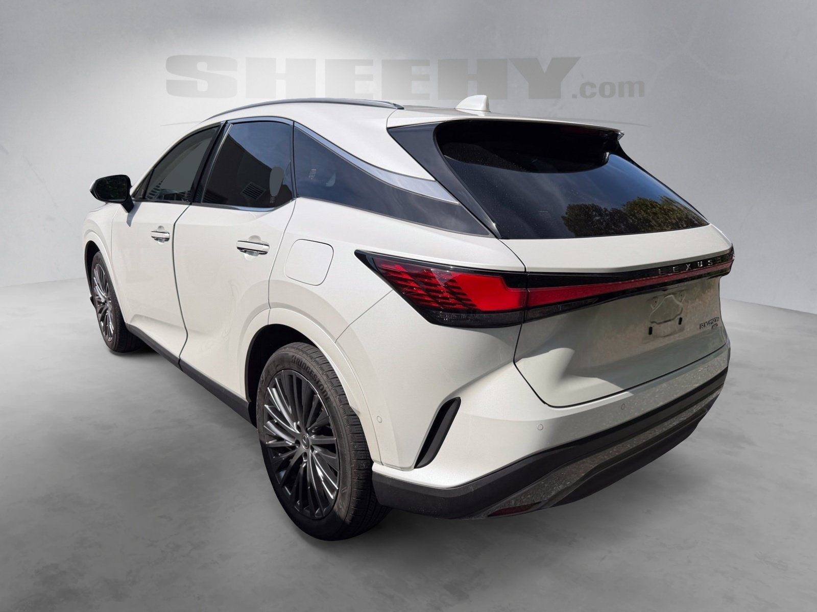 2024 Lexus RX 450h+ Luxury