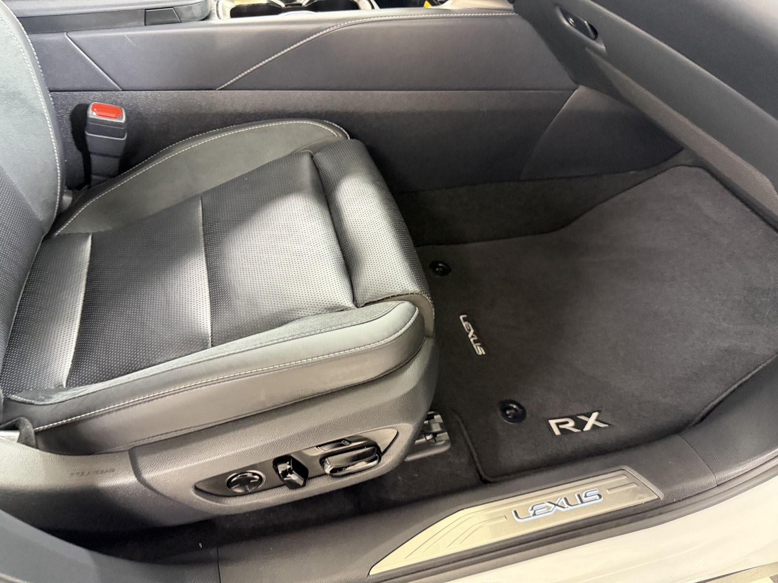 2024 Lexus RX RX 450h+ Luxury