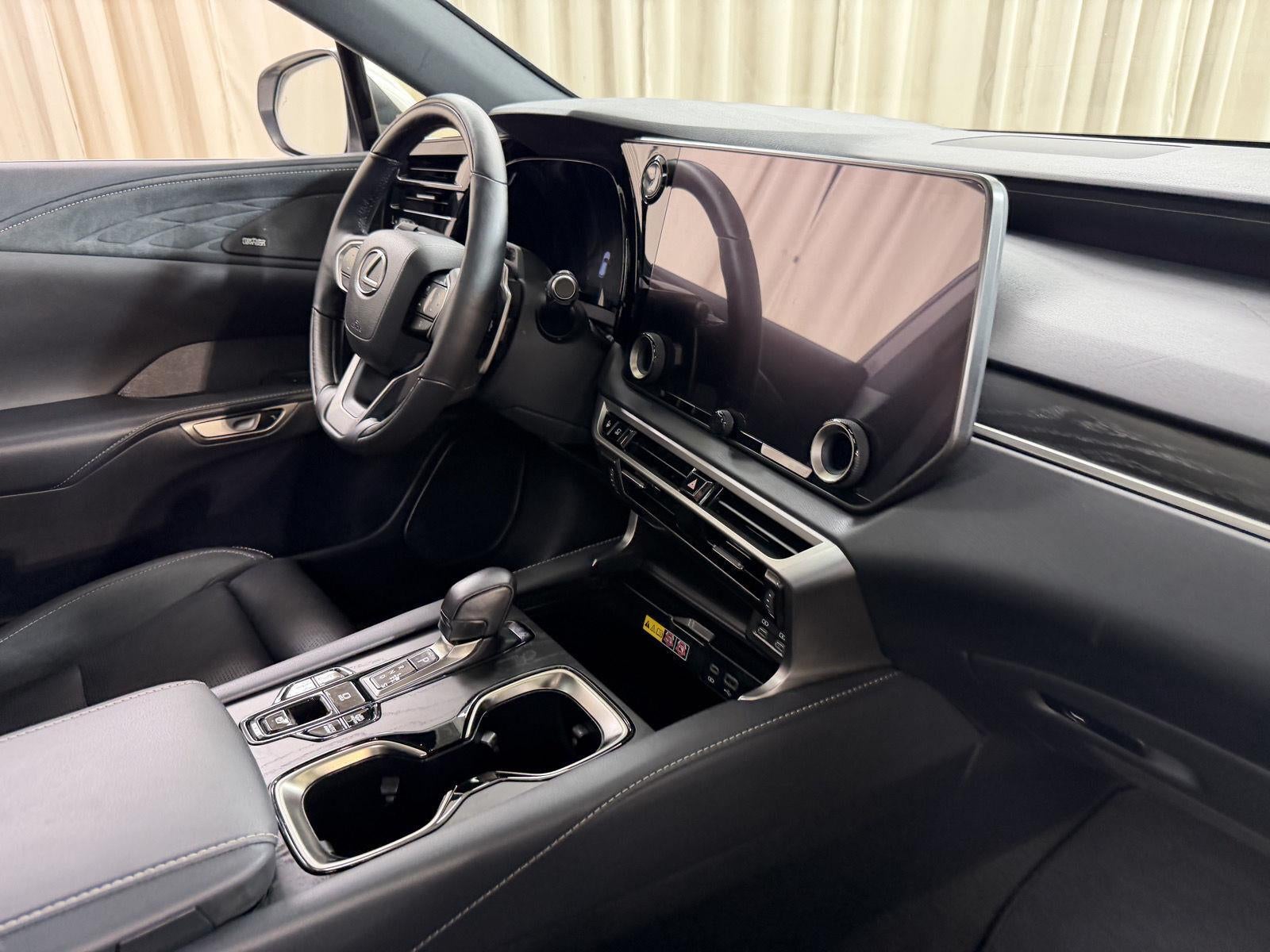 2024 Lexus RX RX 450h+ Luxury