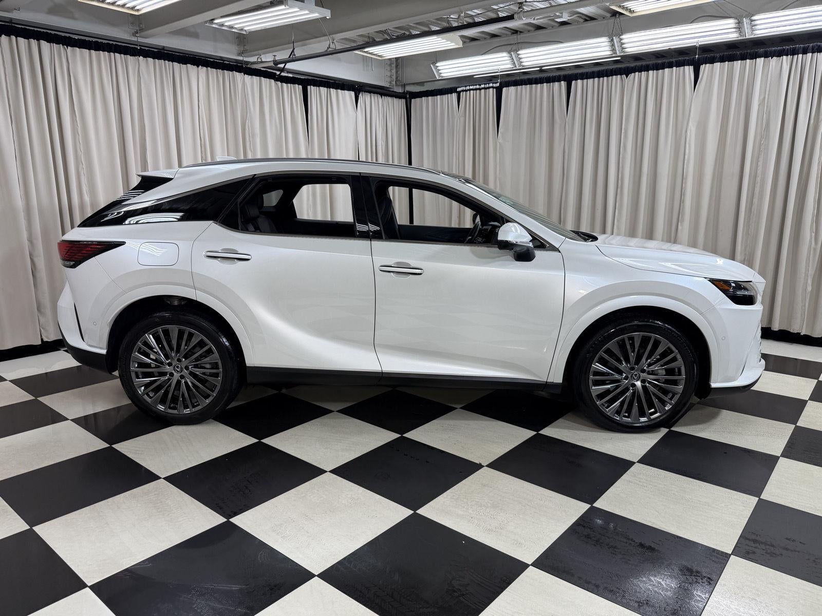 2024 Lexus RX RX 450h+ Luxury