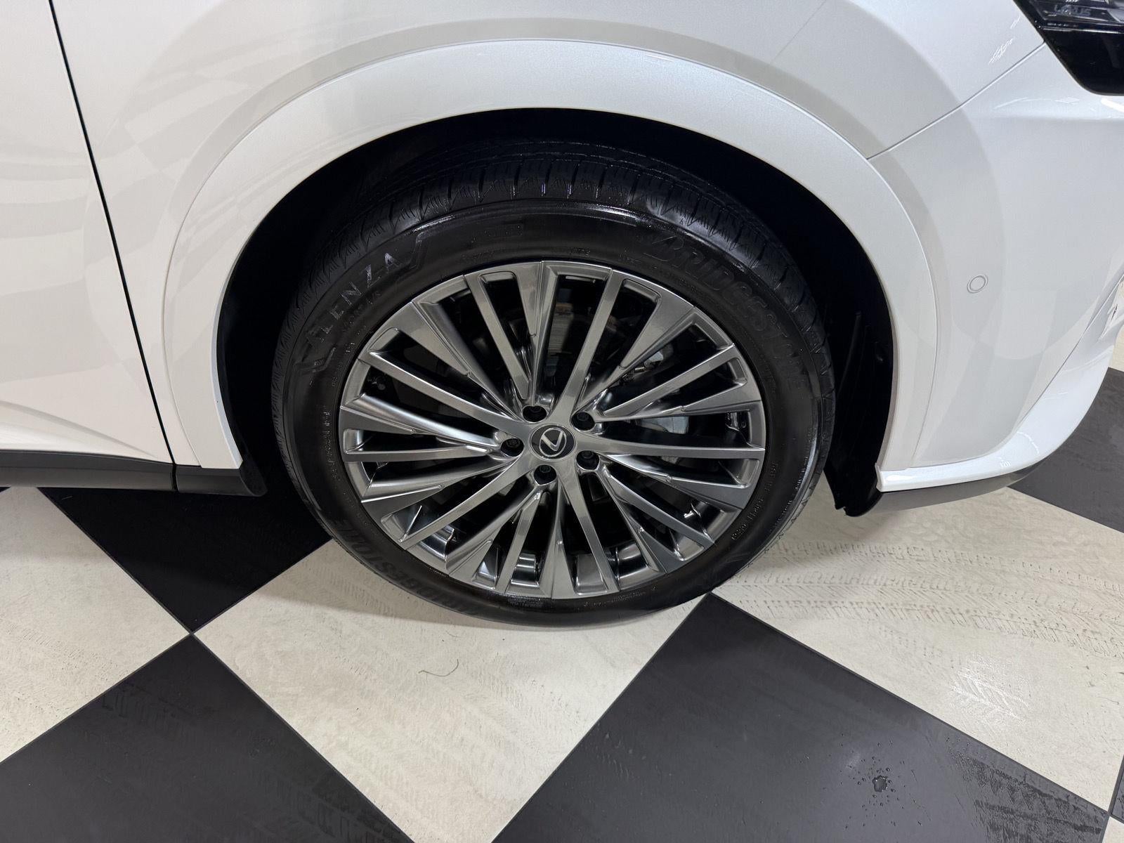 2024 Lexus RX RX 450h+ Luxury