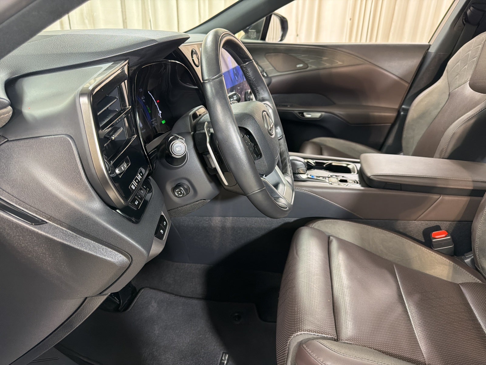 2024 Lexus RX 450h+ Luxury