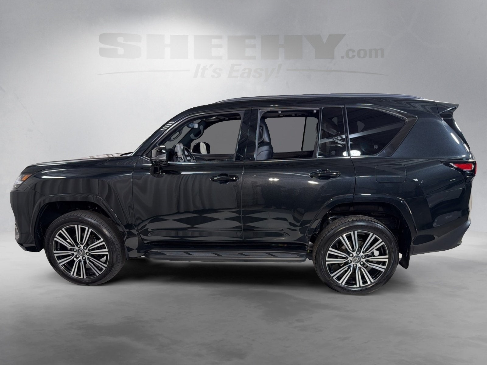 2025 Lexus LX 600 Luxury