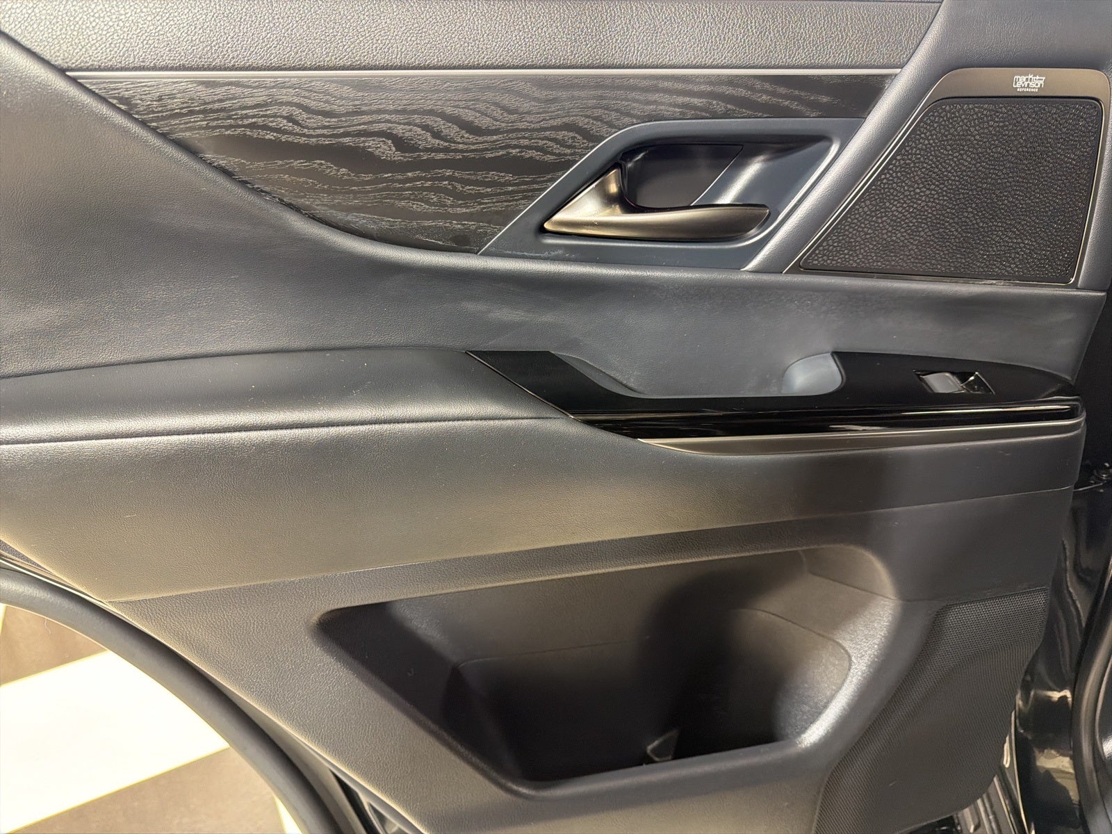 2025 Lexus LX 600 Luxury