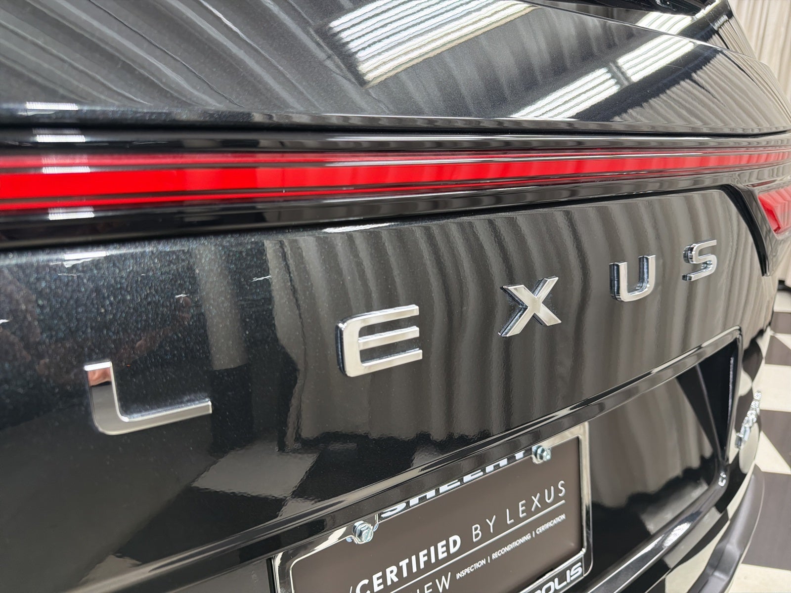 2025 Lexus LX 600 Luxury