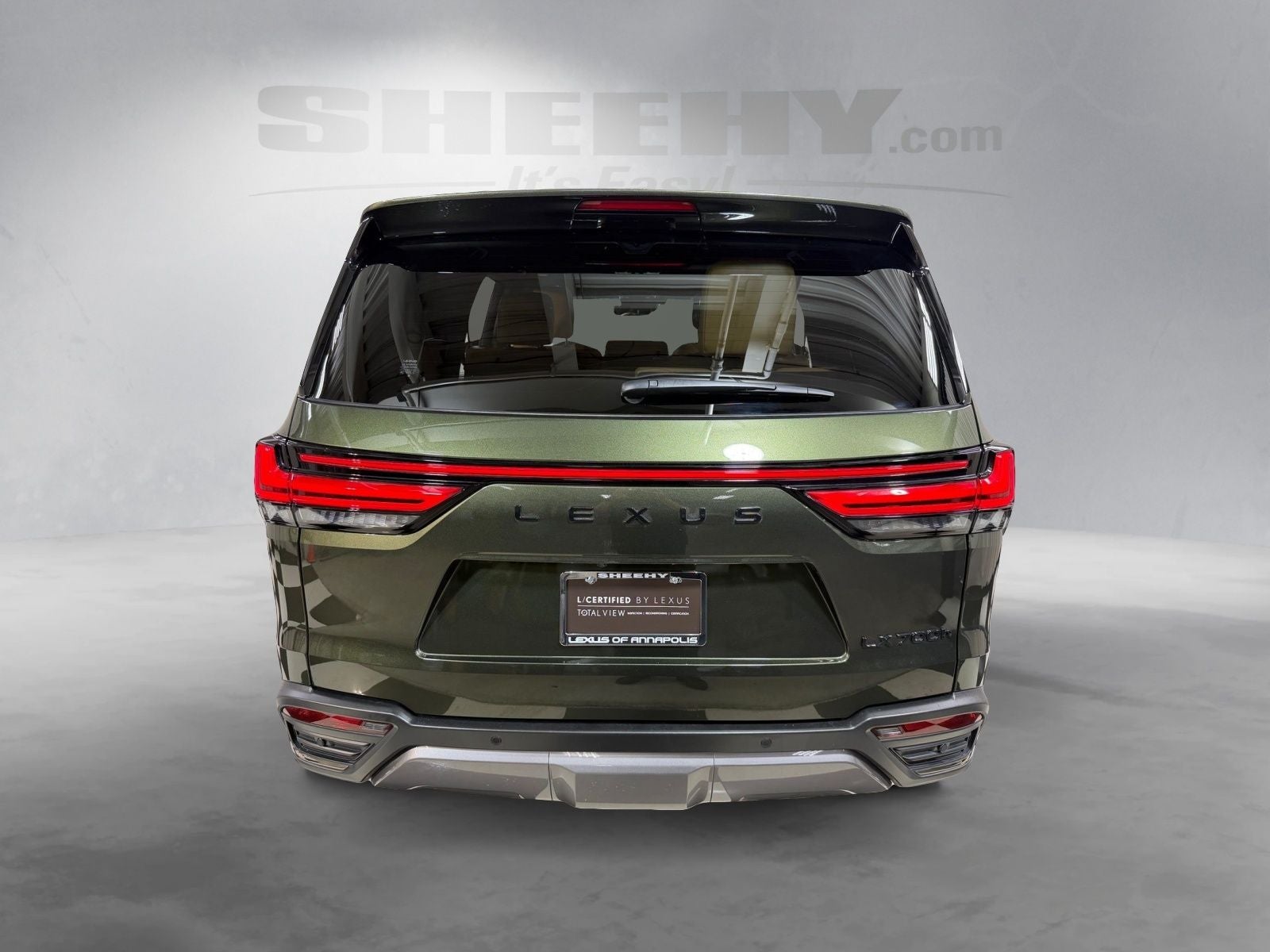 2025 Lexus LX 700h Luxury
