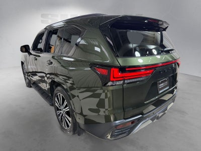 2025 Lexus LX 700h Luxury