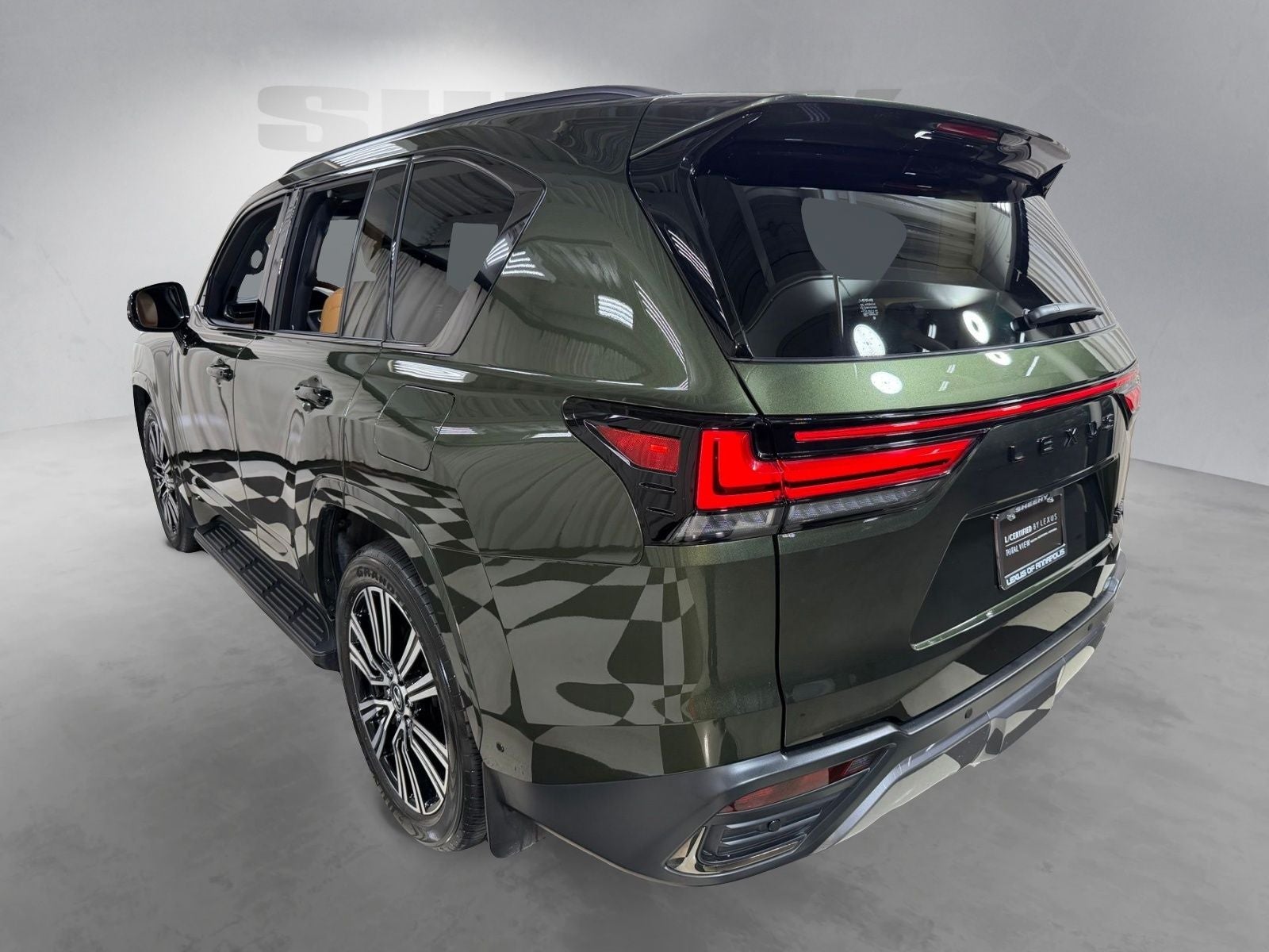 2025 Lexus LX 700h Luxury