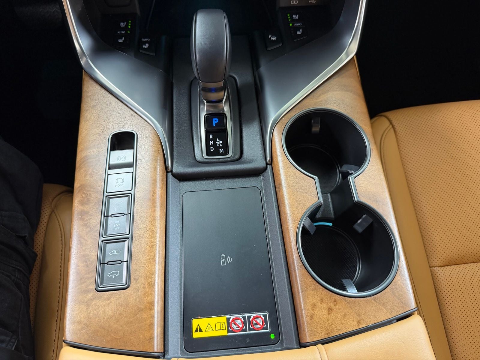 2025 Lexus LX 700h Luxury