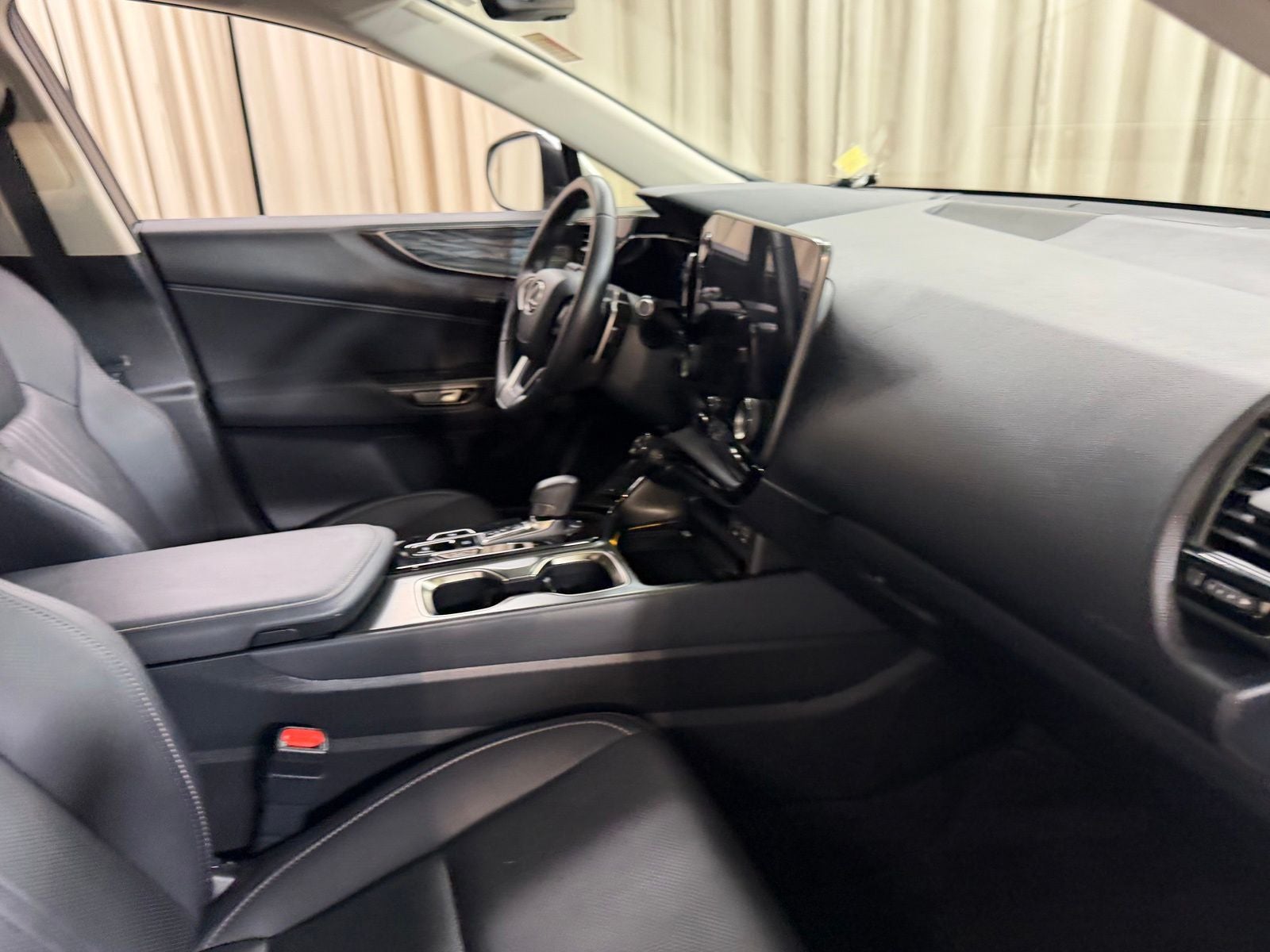 2025 Lexus NX 250 Premium