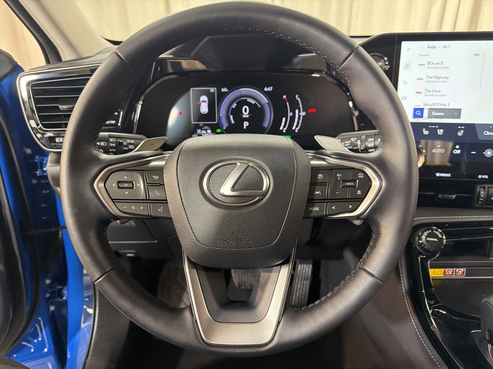 2025 Lexus NX 350h Premium
