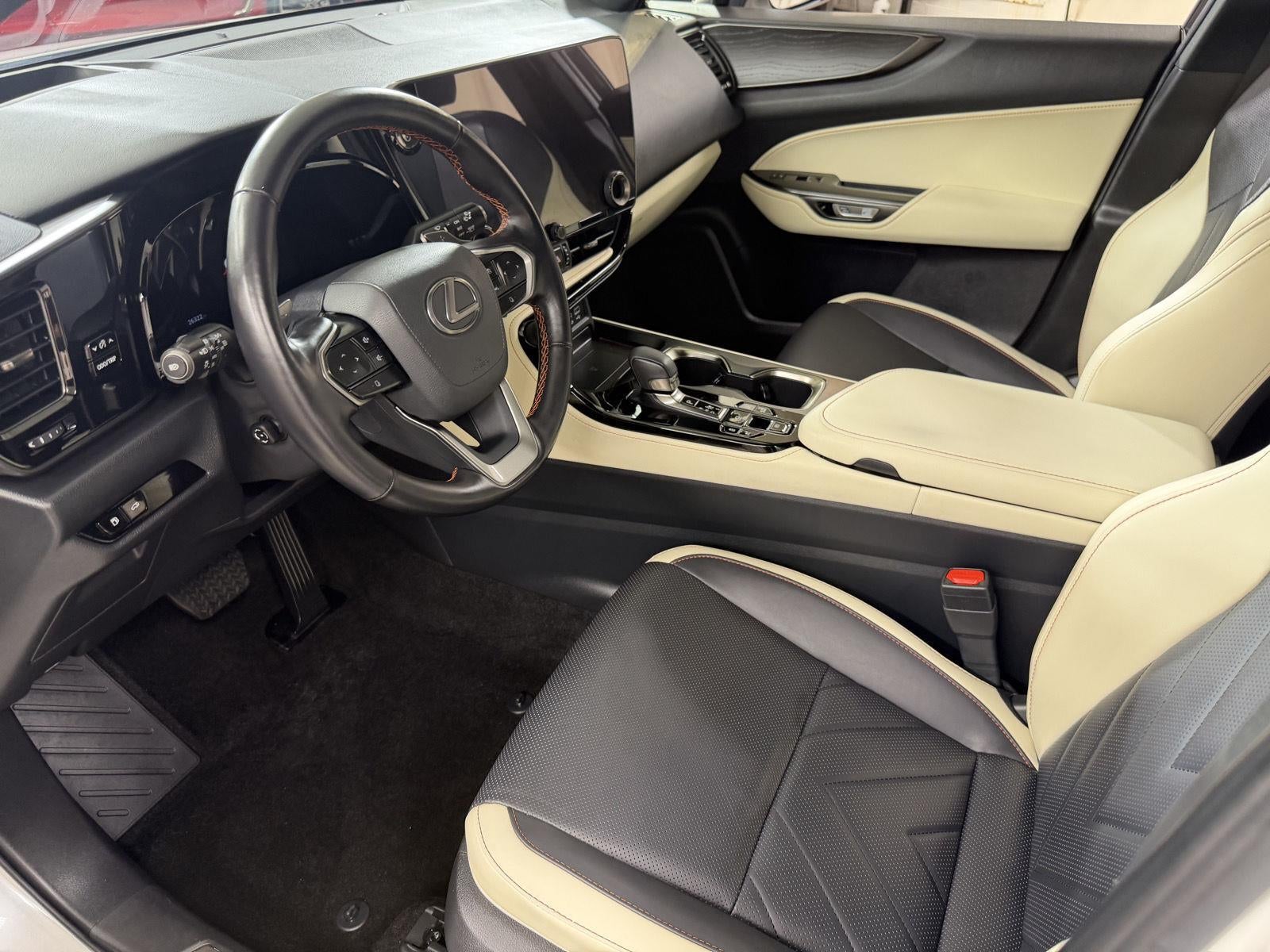 2024 Lexus Nx NX 450h+ Luxury