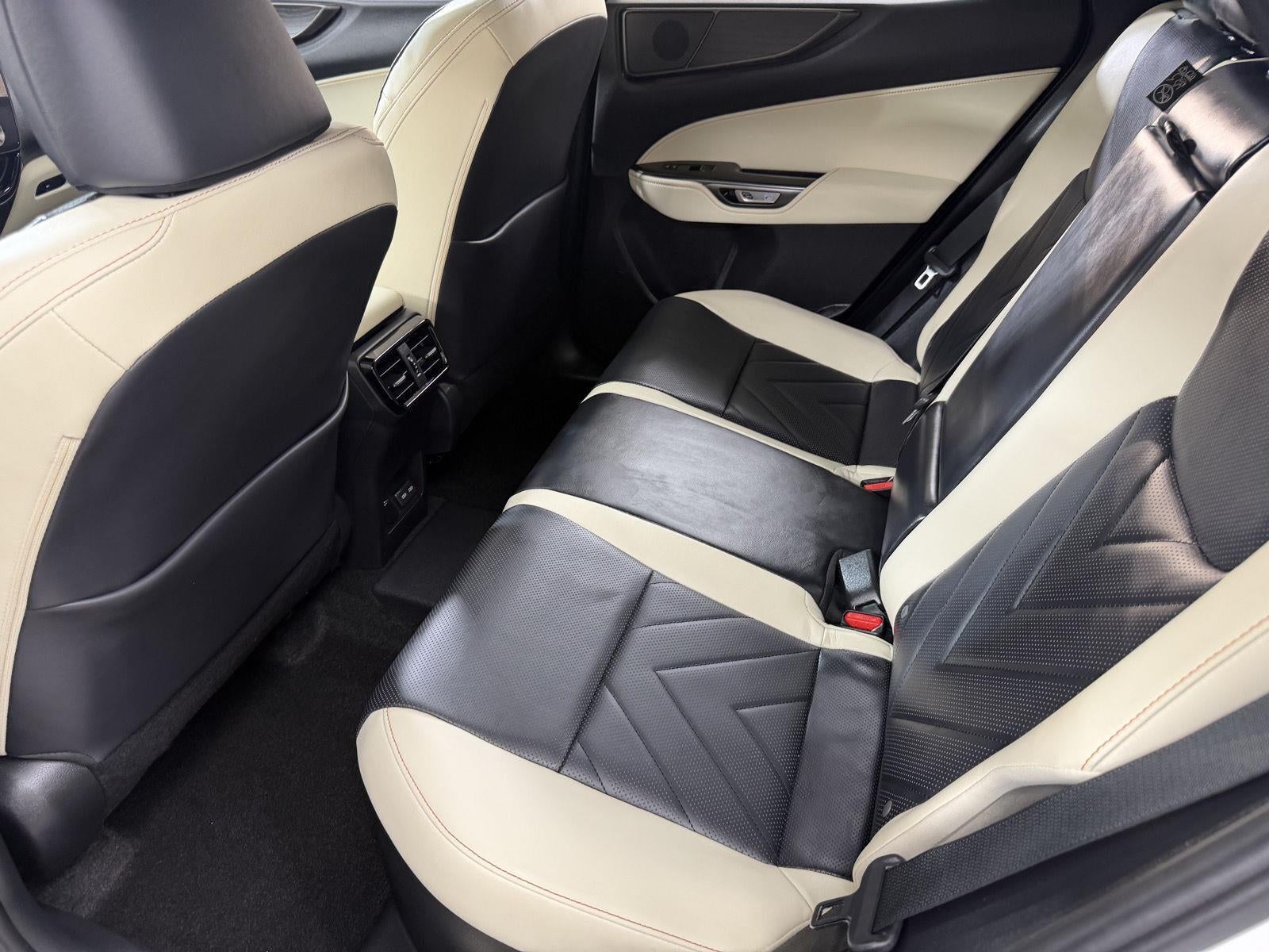 2024 Lexus Nx NX 450h+ Luxury