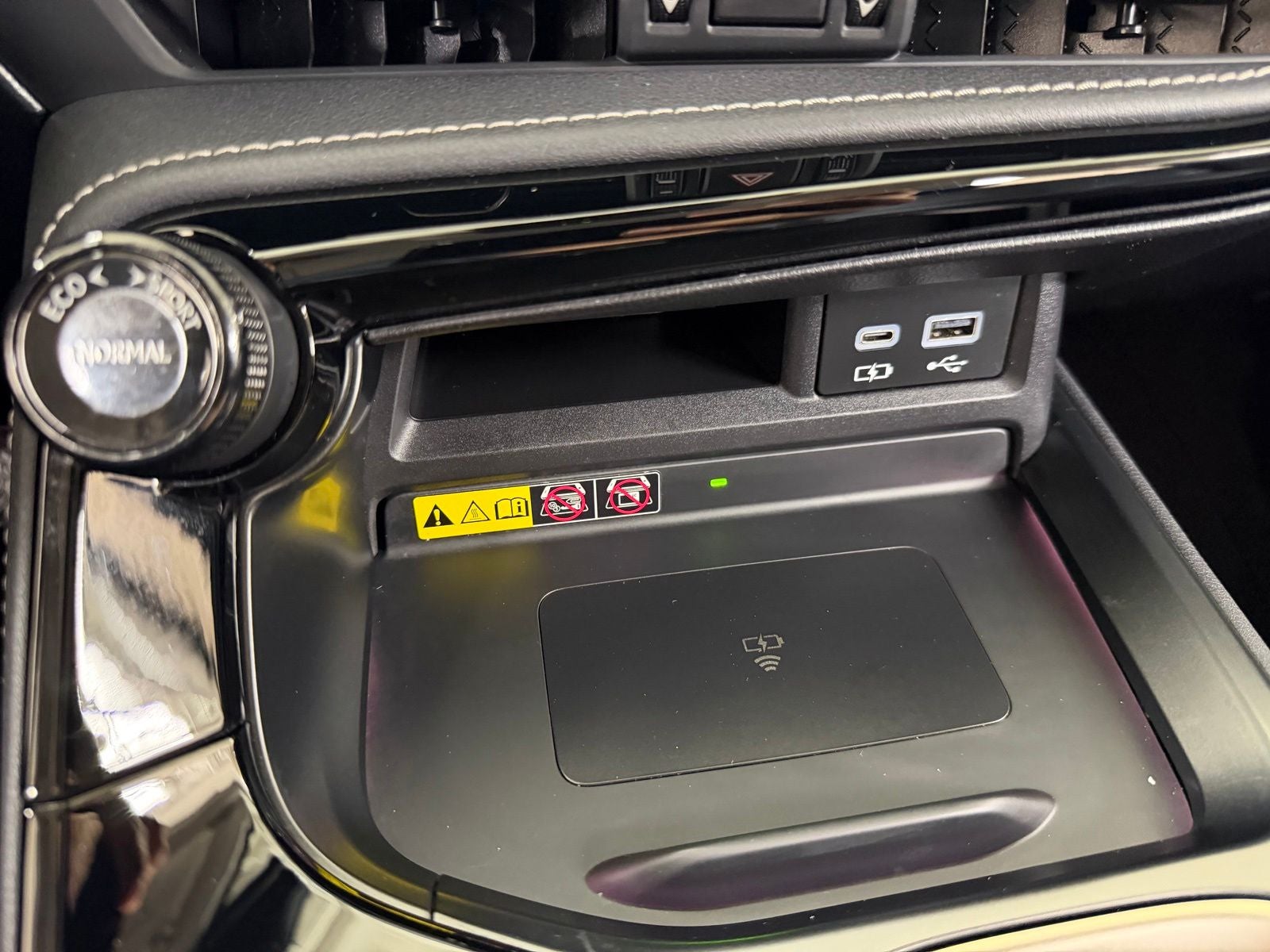 2023 Lexus NX 450h+ Luxury
