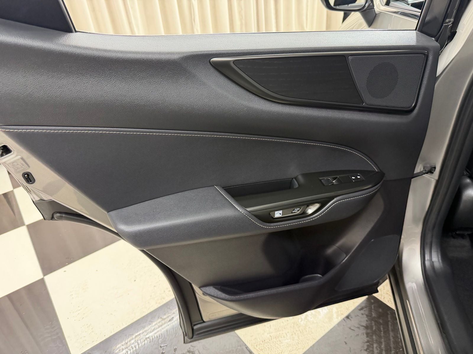 2023 Lexus NX 450h+ Luxury